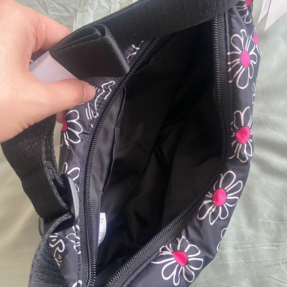 Keith haring crescent dumpling bag - Picture 3 of 3